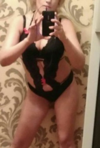 Индивидуалка Я и подружка